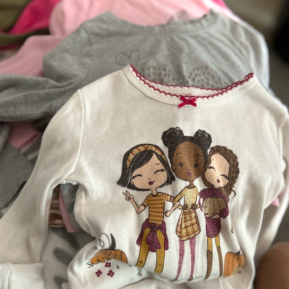 Gray and Pink Long Sleeve Tee with Artistic Graphic